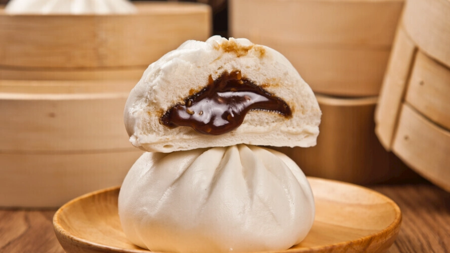 狗狗可以吃芝麻包嗎？獸醫解析風險與安全餵食指南
