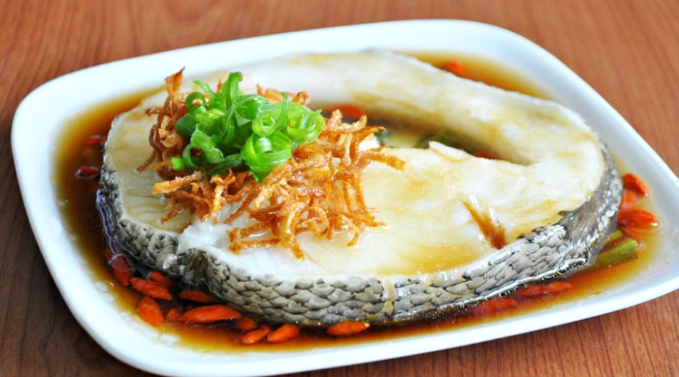 狗狗可以吃什麼魚？安全魚類清單、餵食指南與常見陷阱