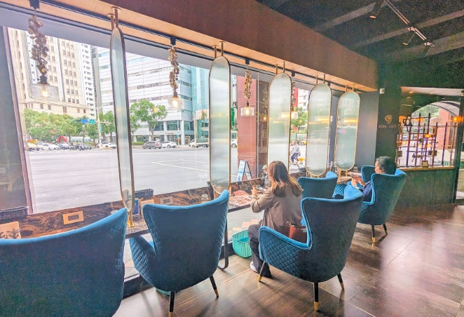 信義區適合談話的餐廳