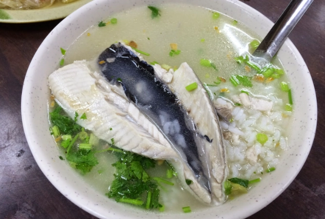 灣裡市場小吃